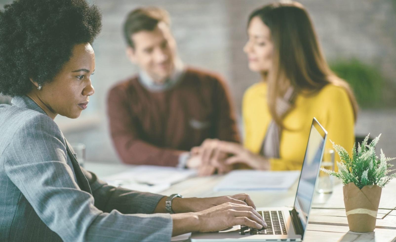 Systematischer Venture-Building-Prozess mit strukturiertem Phasenmodell